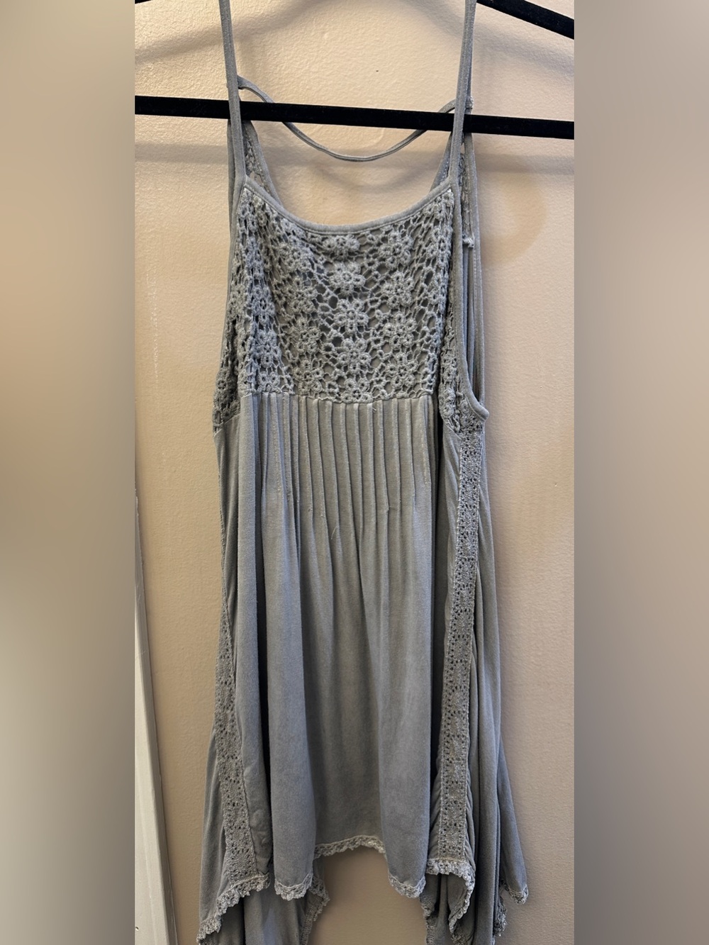 POL Gray Crochet Lace Pleated Babydoll Tank Top – Boho Y2K